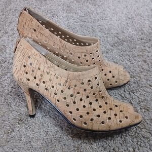 Vaneli Cork Peep Toe Bootie Heels Size 8